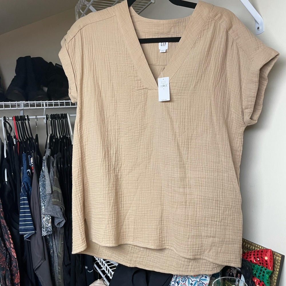 NWT 2 gauzy linen Gap shirts